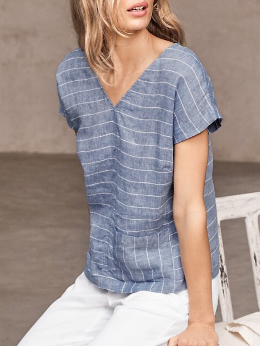 Garnet Hill 100% Linen V-Neck Boxy Tee in Chambray Blue Stripe